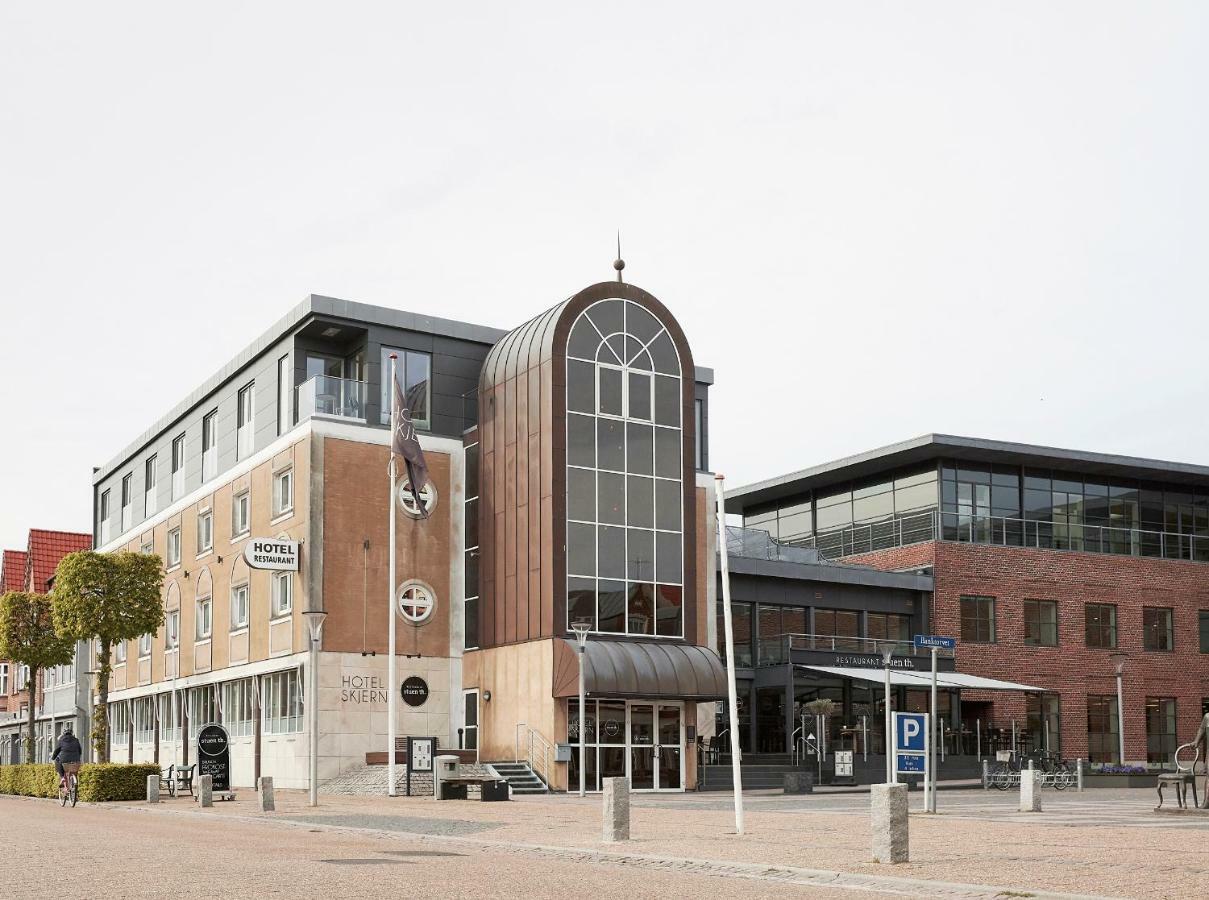 Hotel Skjern Екстер'єр фото
